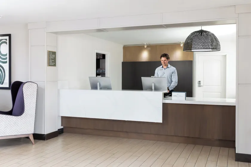 Staybridge Suites Denver - Central Park by IHG - Réception