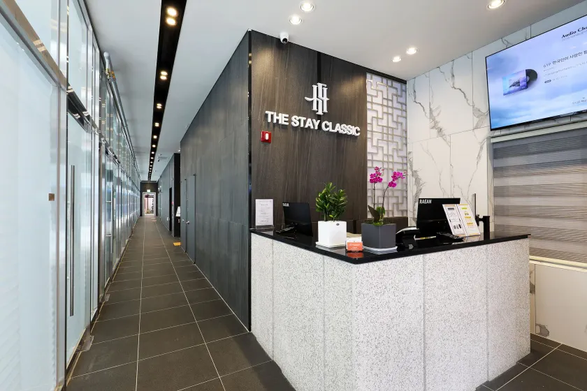 The Stay Classic Hotel Myeongdong - Reception