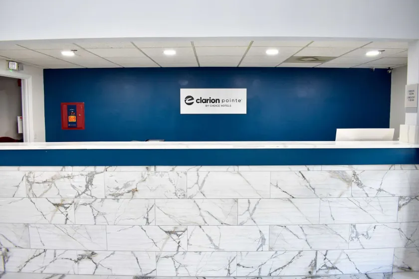 Clarion Pointe Vidalia - Lyons West - Lobby