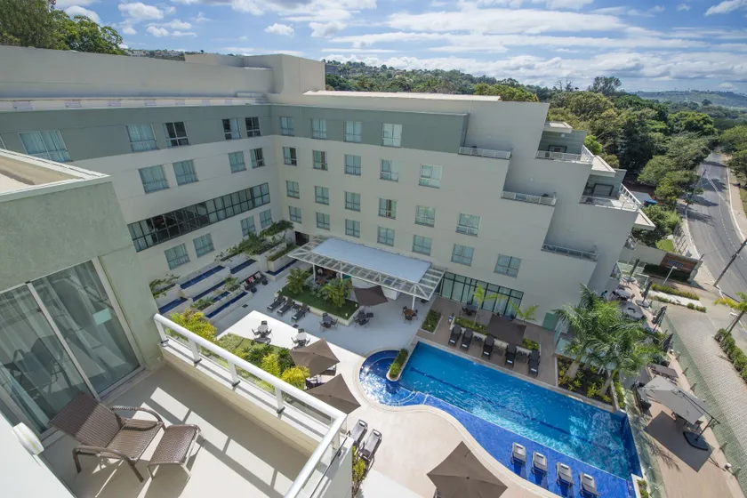 Esuites Lagoa Santa - Image 1
