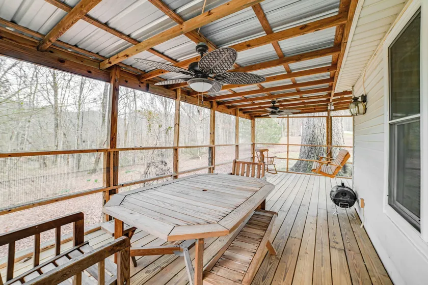Peaceful Cottage w/ Yard: 2 Mi to Kentucky Lake! - Image 1