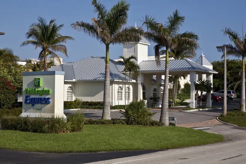 Holiday Inn Express- North Palm Beach and IHG Hotel - Image 1