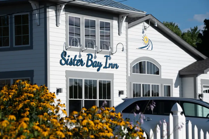 Sister Bay Inn - Image 1