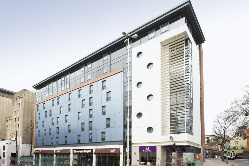 Premier Inn Bristol Cc - Lewins Mead - Image 1