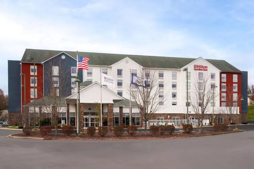 Hilton Garden Inn Morgantown - Image 1