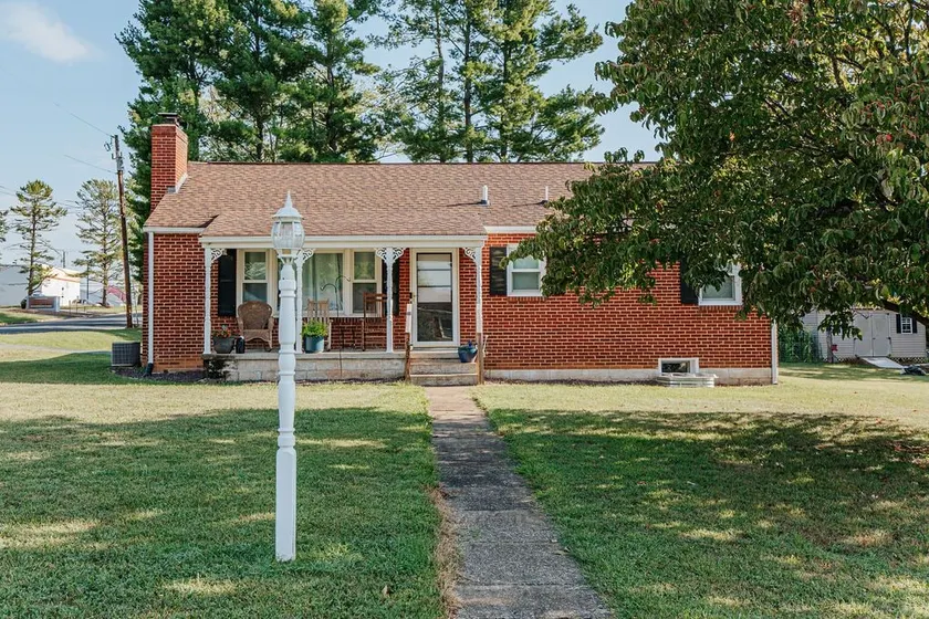 Blue Ridge Hideaway - Image 1