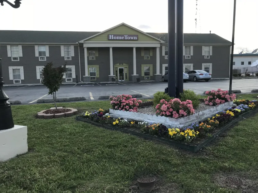 Hometown Inn & Suites - Image 1