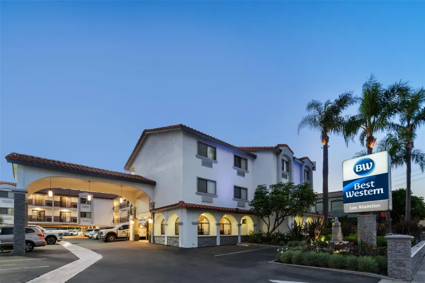 Best Western Los Alamitos Inn & Suites - Image 1