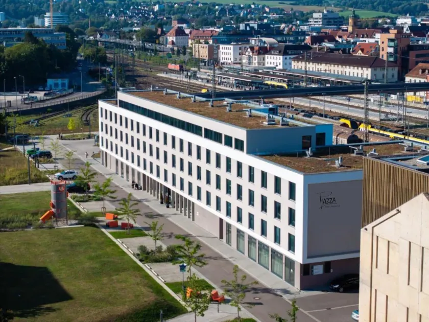 Piazza Hotel und Restaurant - Image 1