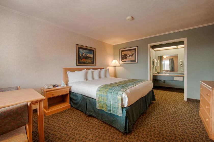 Brandin' Iron Inn - Image 1