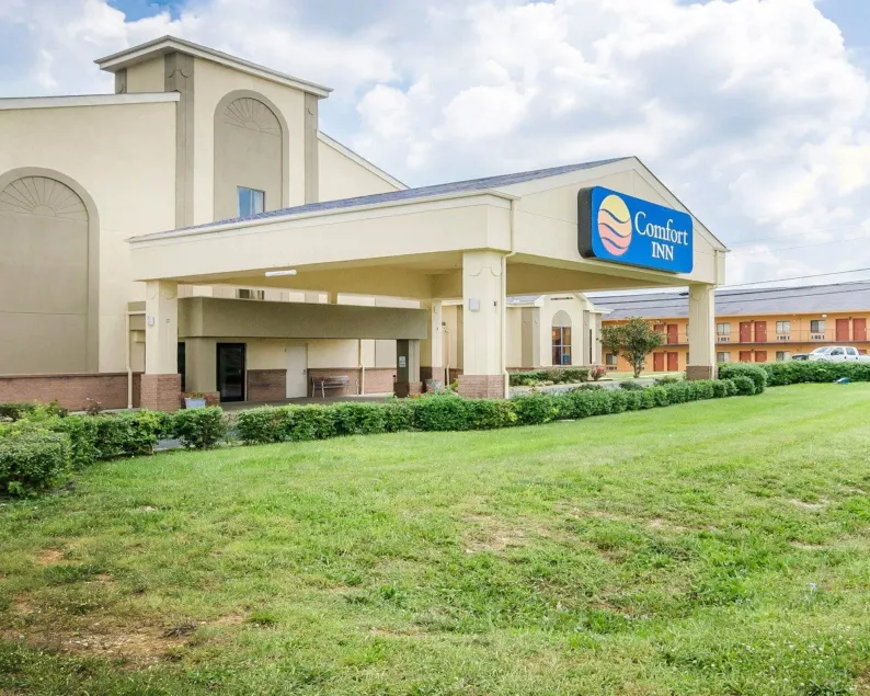 Comfort Inn Winchester - Image 1