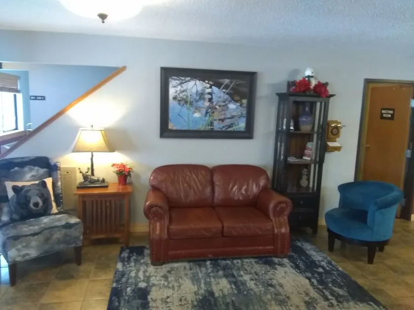 Super 8 by Wyndham Baxter/Brainerd Area - Image 1
