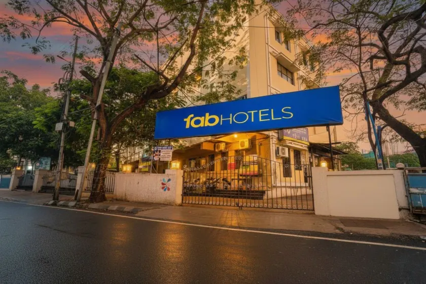 FabHotel Colors Service Apartment - Image 1