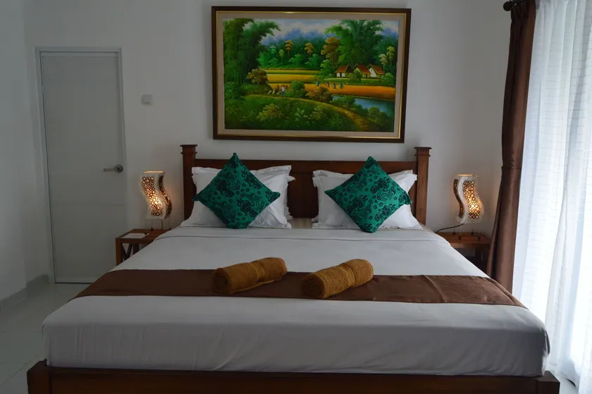 Askara Guest House & Hostel - Image 1