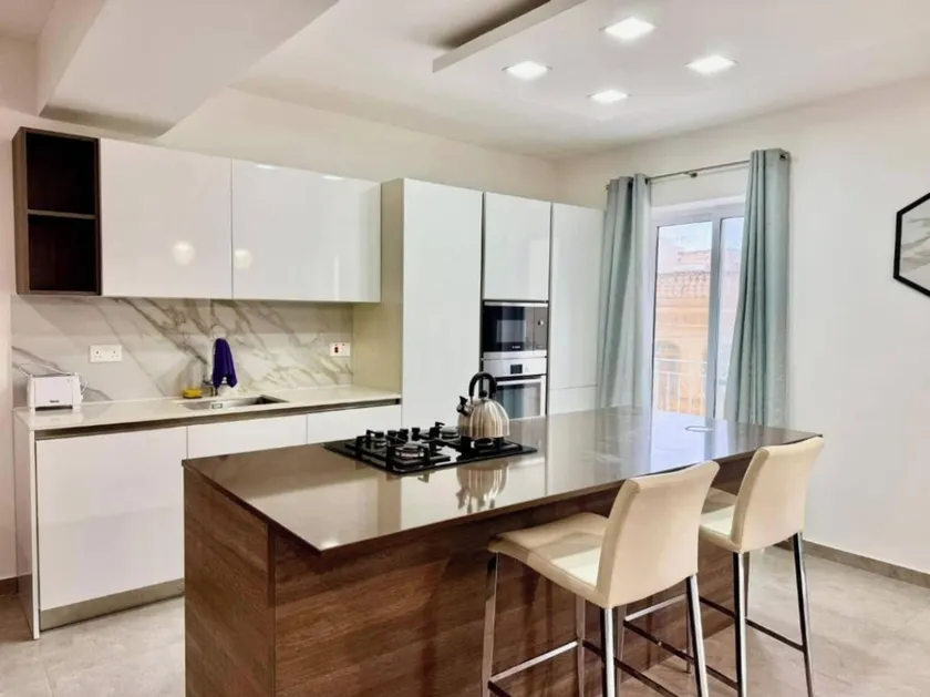 Calypso Grand Oasis Xaghra, 3-br luxury Apartment - Image 1