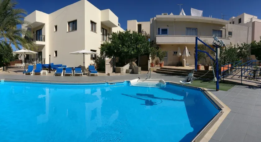 C & A Hotel Apartments - Image 1