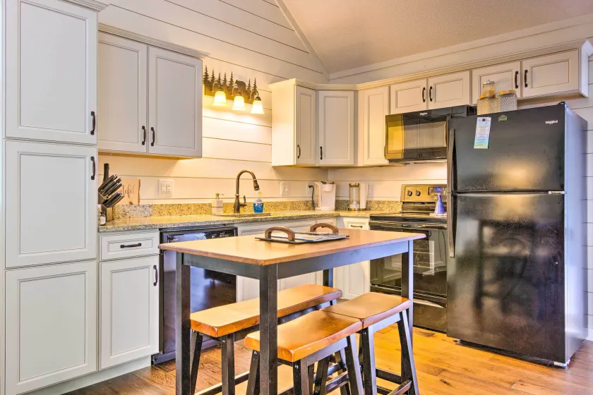 Elegant Sapphire Valley Studio w/ Resort Amenities - Interiør