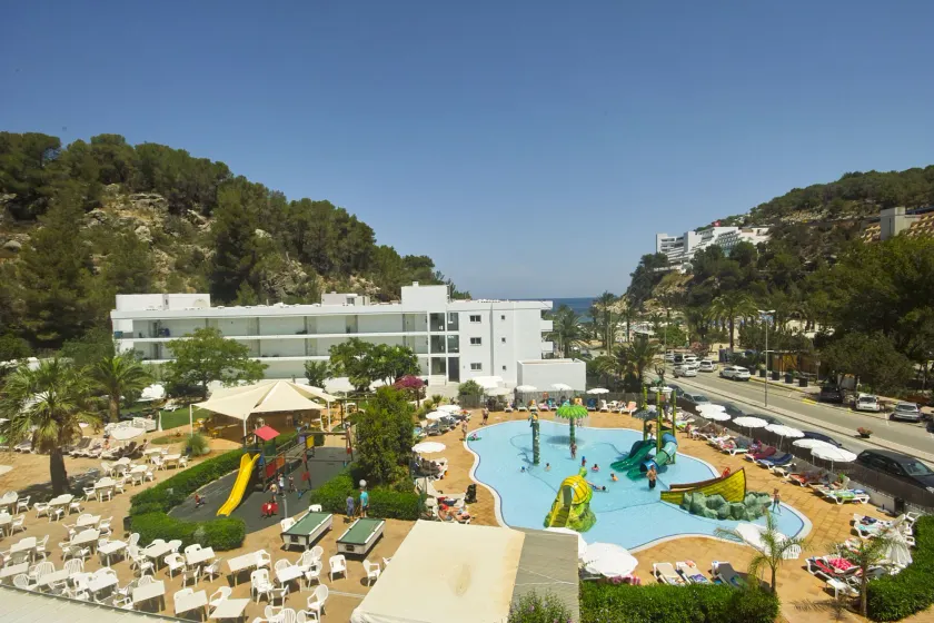 Balansat Resort - Image 1