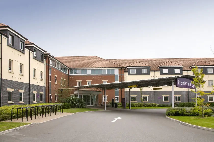 Premier Inn Heathrow Airport - M4/J4 - Image 1