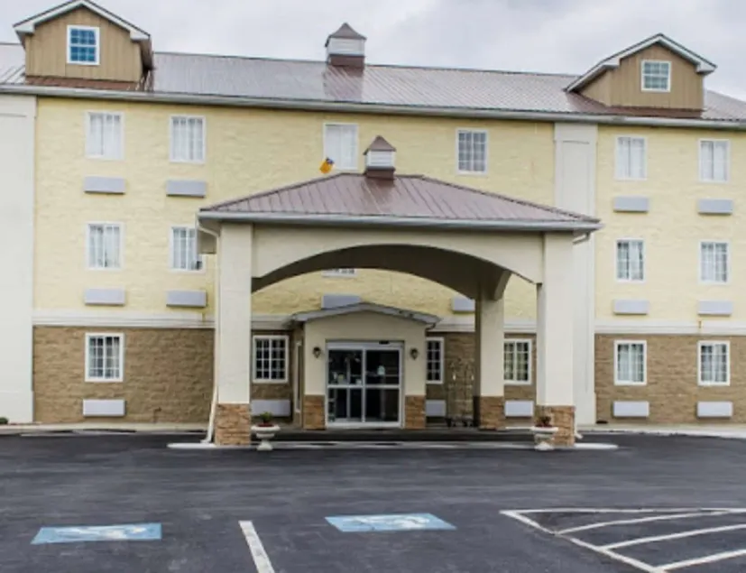SureStay Plus by Best Western Jonestown Lebanon Valley - Image 1