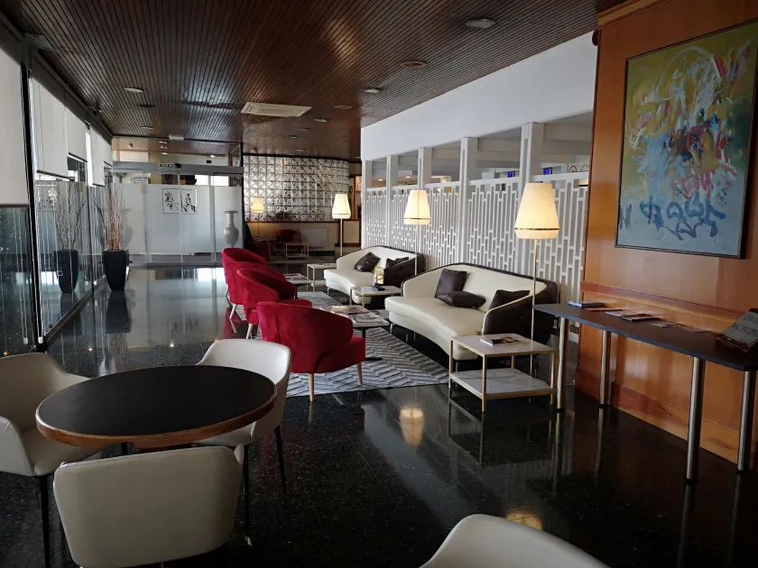Hotel Reconquista - Image 1