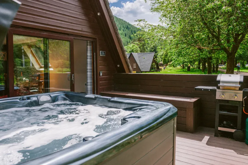 Bright Star Lodge - Image 1