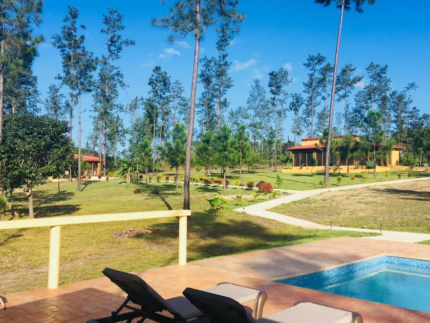 Kane Villas - Mountain Pine Ridge - Interior entrance