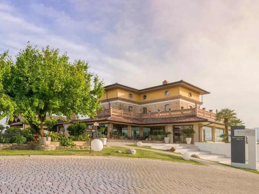 UNA HOTELS Tenuta Contessa Farm & SPA Cosenza - Image 1