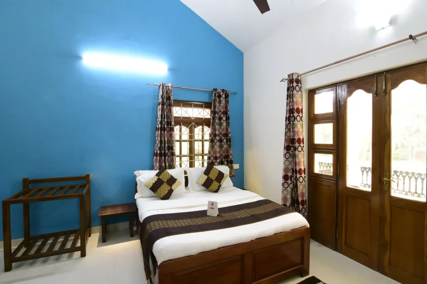 OYO 9741 Triple Beach Guest House - Image 1