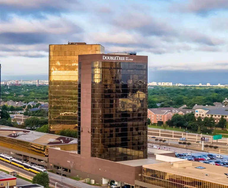 DoubleTree by Hilton Dallas - Campbell Centre - Image 1