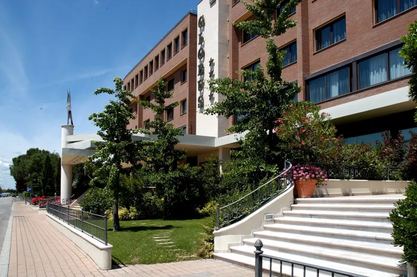 Best Western Hotel Globus City - Image 1