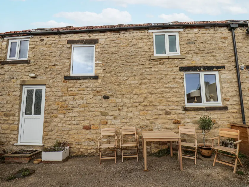 Starlight Cottage - Image 1