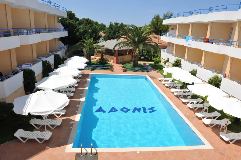 Adonis Hotel - Image 1