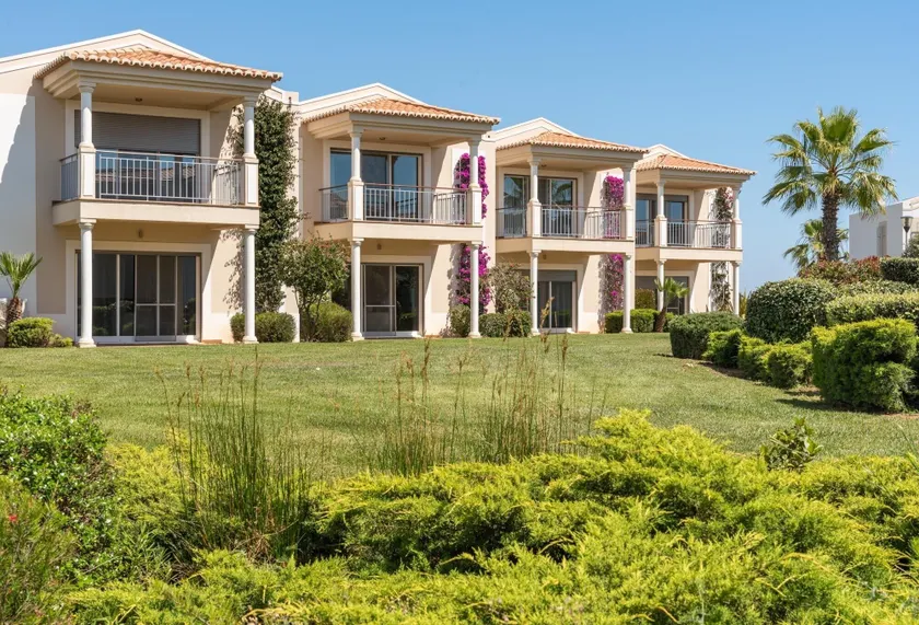Vale da Lapa Village Resort - Image 1