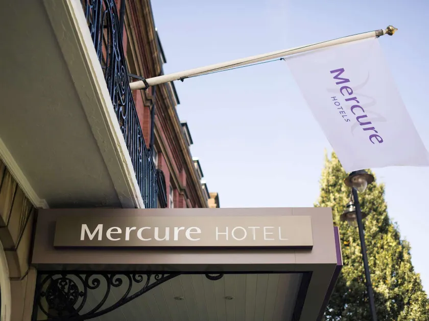 Mercure Doncaster Centre Danum Hotel - Image 1