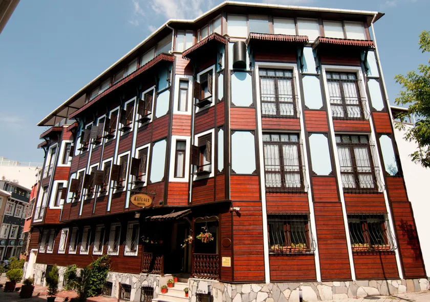 Artefes Hotel Old City& Spa - Image 1