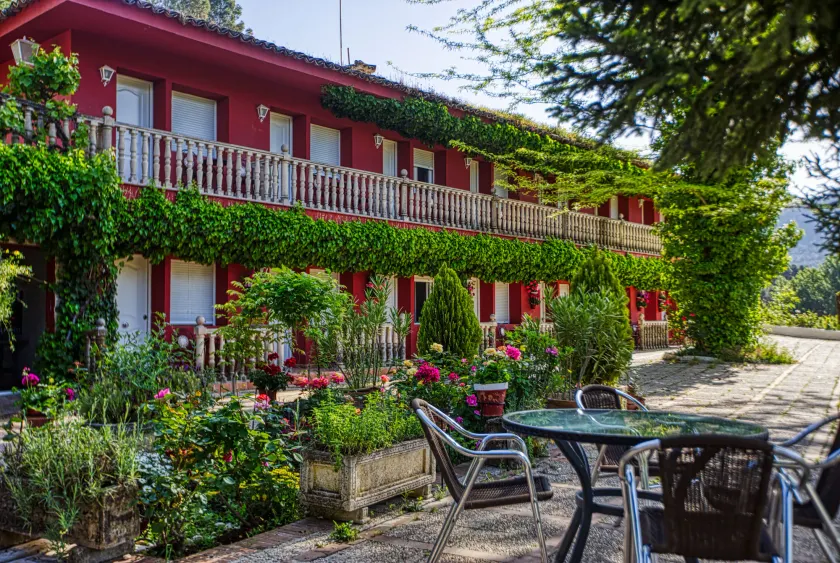Hotel Noguera de la Sierpe Arroyo Frío - Image 1