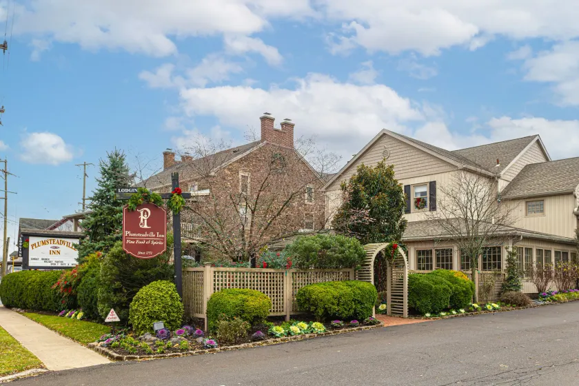 Plumsteadville Inn - Image 1