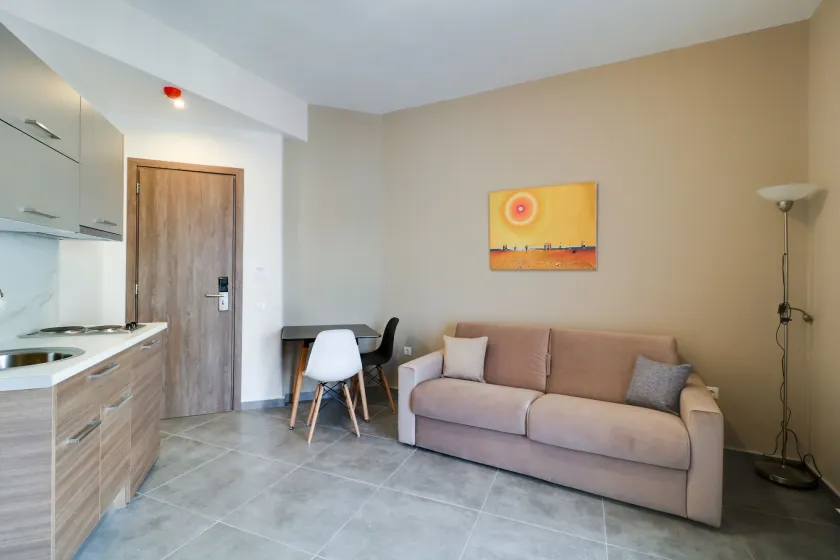 Athens Comfort - Image 1