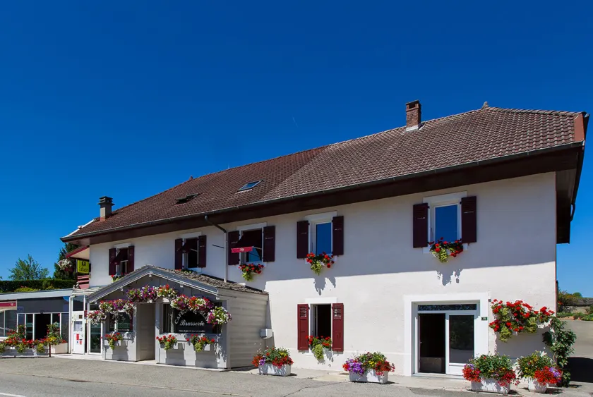 Hotel Blanc - Image 1