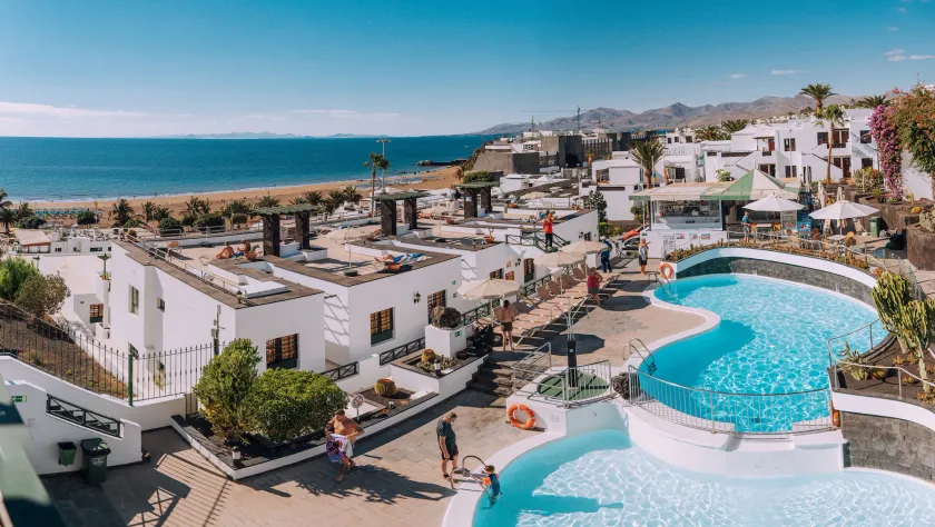 Apartamentos Moraña - Image 1