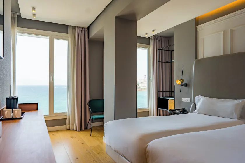 Hotel Riazor - Image 1