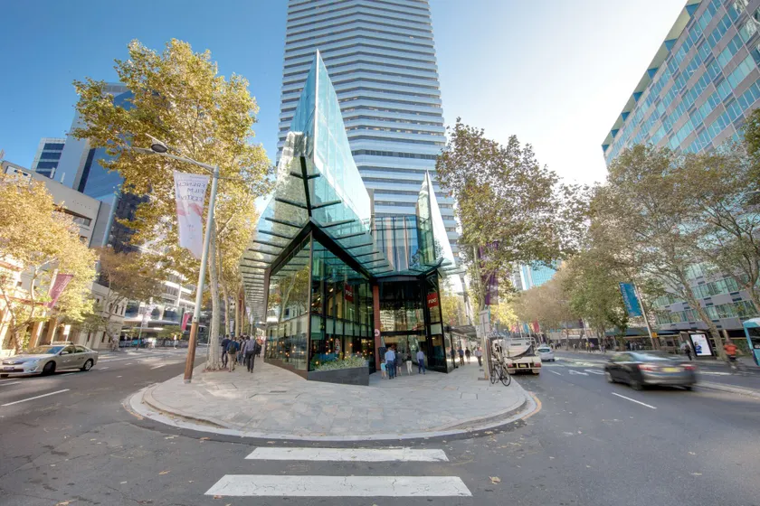 Vibe Hotel North Sydney - Image 1