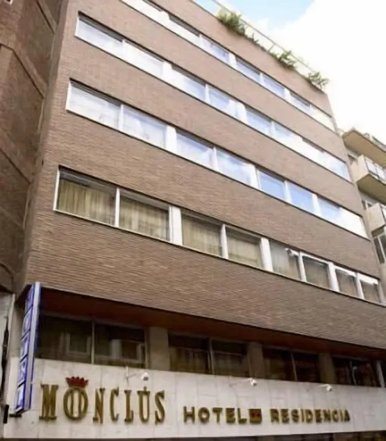 Monclús - Image 1