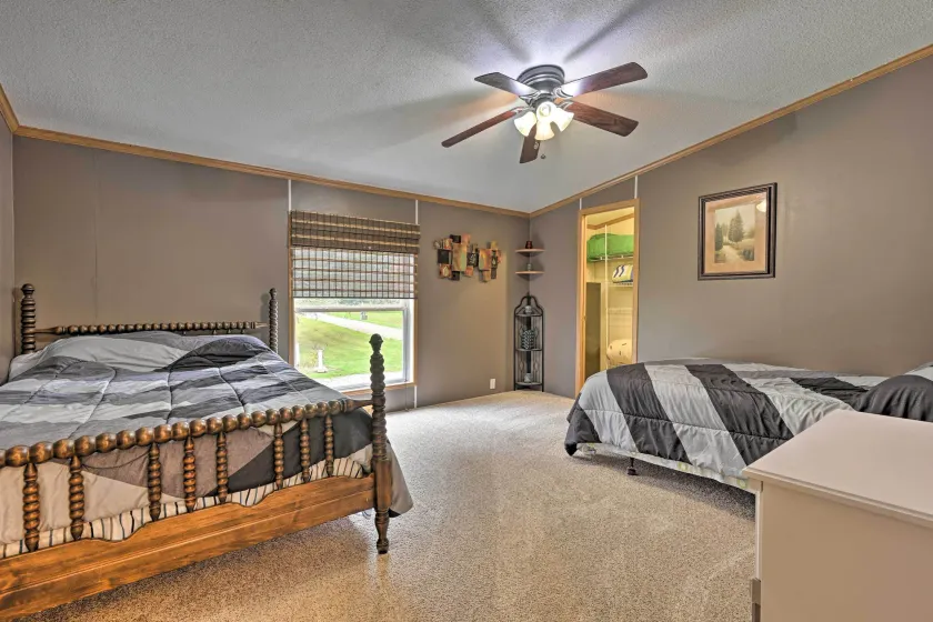 Charming White Lake Homestead w/ Fire Pit! - Innvendig