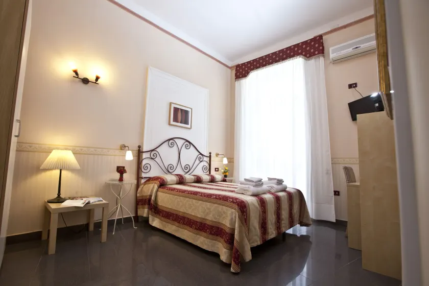 B&B MediNaples - Image 1