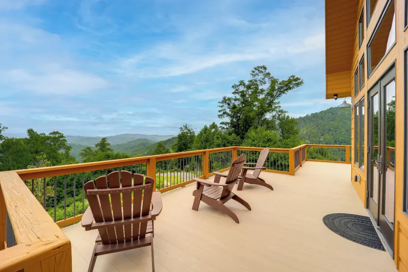 66-acre Group Escape! Gateway to Grandfather Mtn - Image 1
