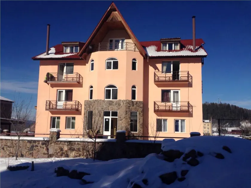 Hotel Babysito - Image 1