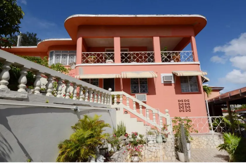 Verney House Resort - Image 1