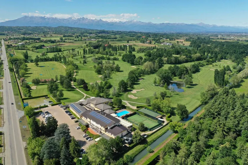 Golf Hotel Cavaglià - Image 1